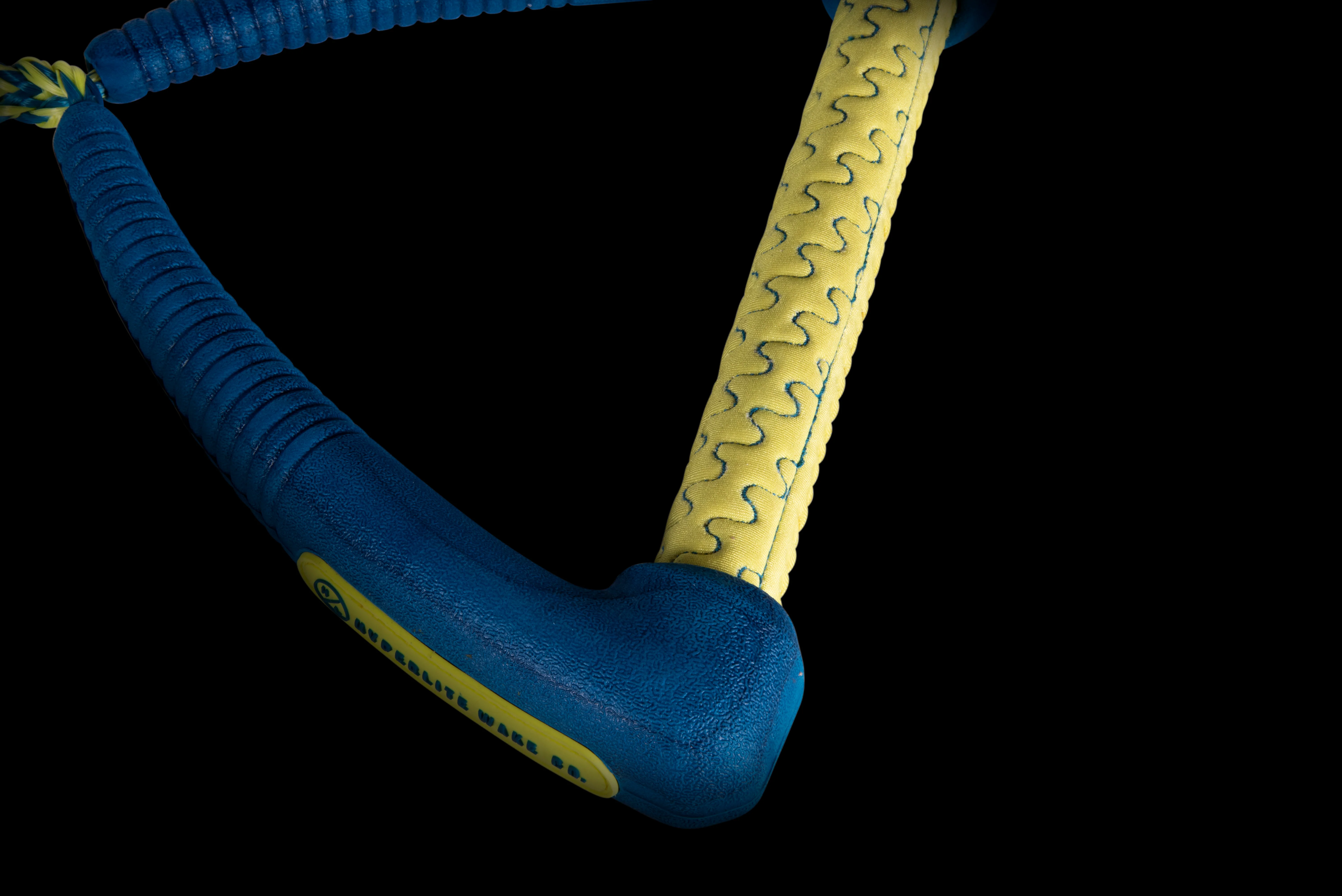 25' Pro Surf Rope w/ Handle Blue & Yellow - Image 3